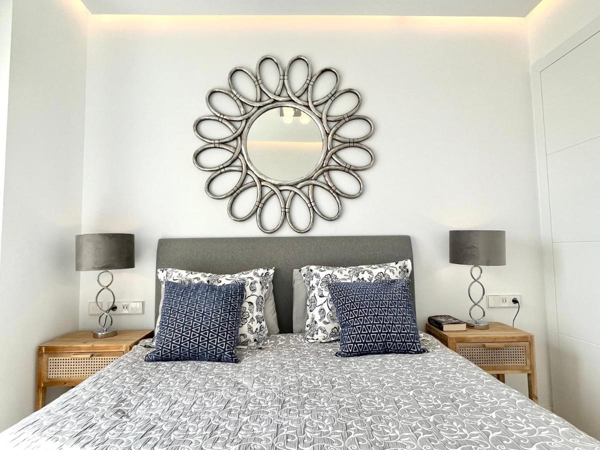 Luxury 3 Bedroom Apartment 300M From The Beach ฟูเอนฮิโรลา ภายนอก รูปภาพ